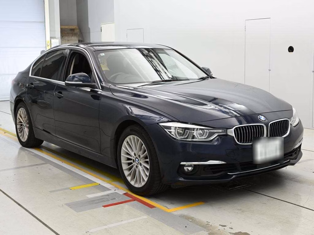 BMW 3-SERIES