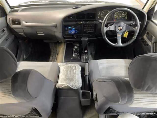 TOYOTA LAND CRUISER