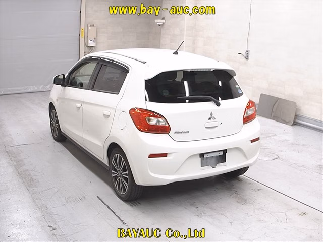 MITSUBISHI MIRAGE