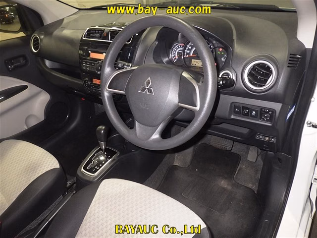 MITSUBISHI MIRAGE
