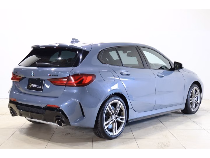BMW 1-SERIES