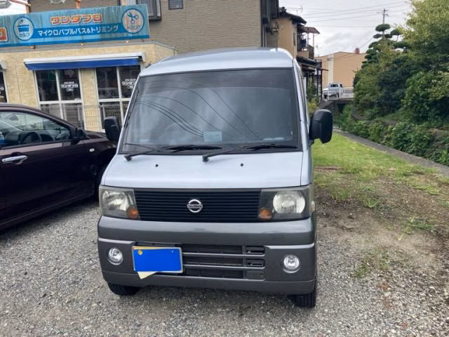 NISSAN CLIPPER