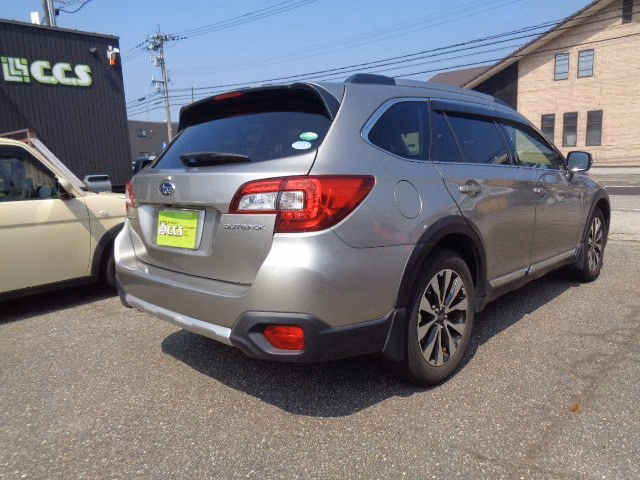 SUBARU OUTBACK