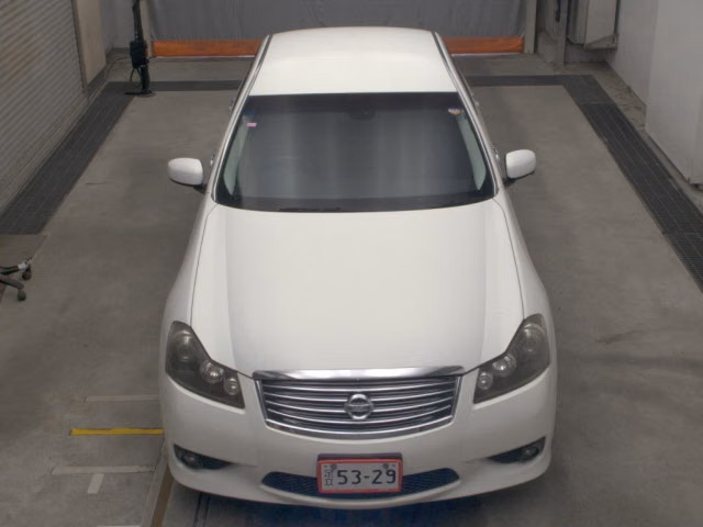 NISSAN FUGA