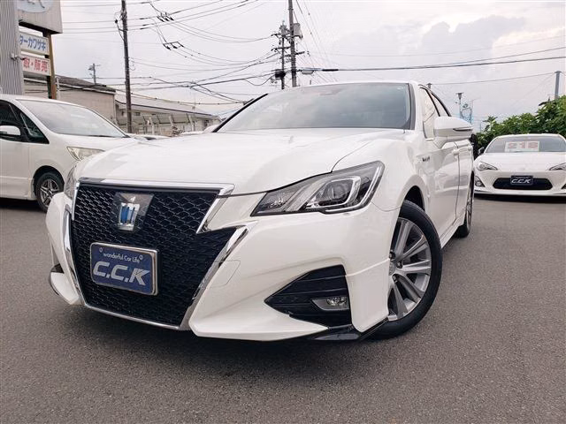 TOYOTA CROWN