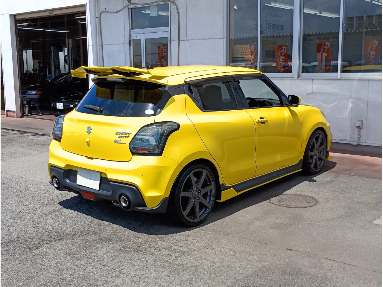 SUZUKI SWIFT
