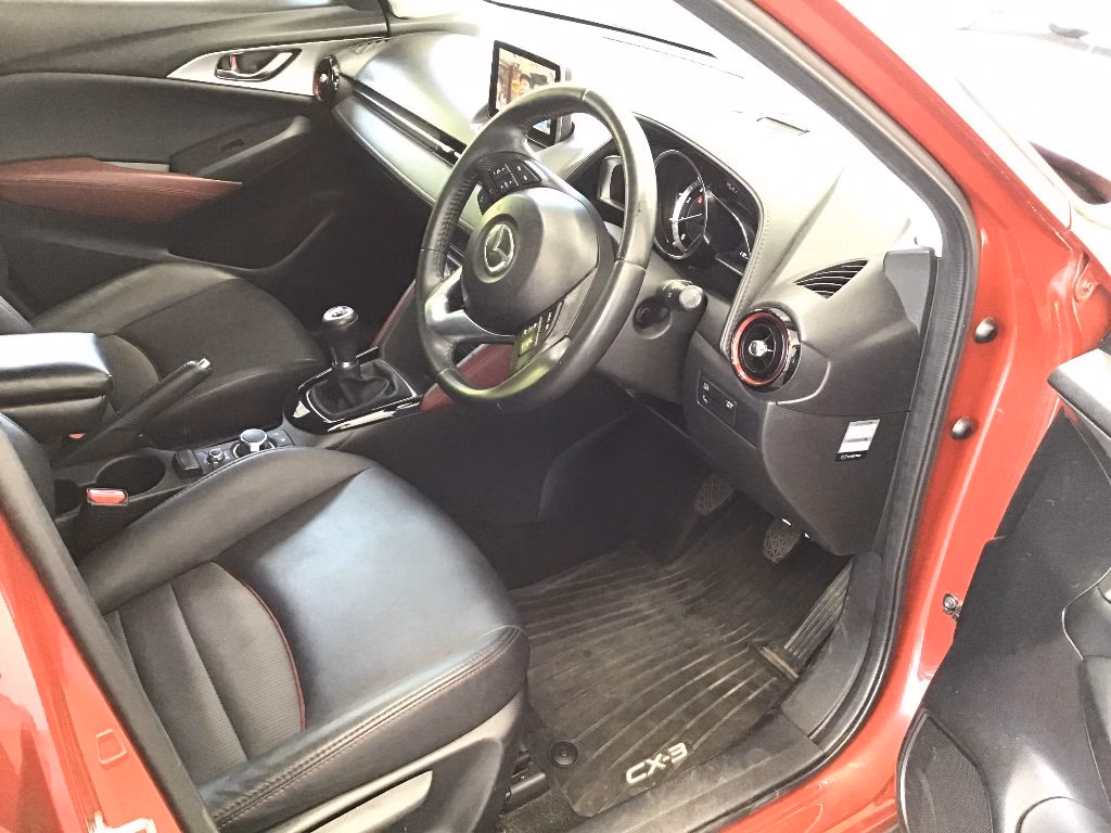 MAZDA CX-3