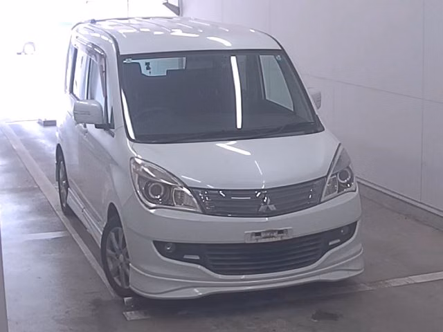 MITSUBISHI DELICA D:2