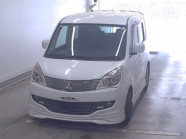 MITSUBISHI DELICA D:2