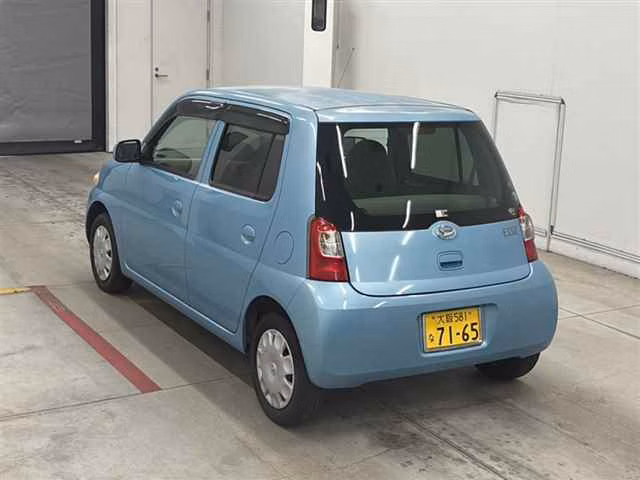 DAIHATSU ESSE