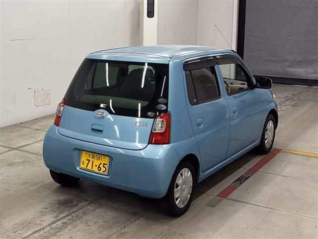 DAIHATSU ESSE