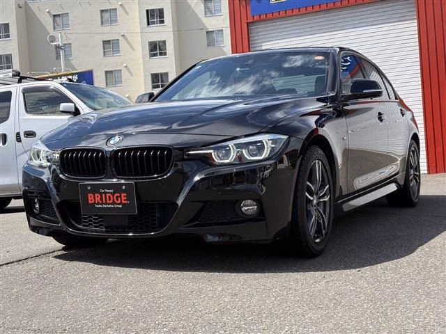 BMW 3-SERIES