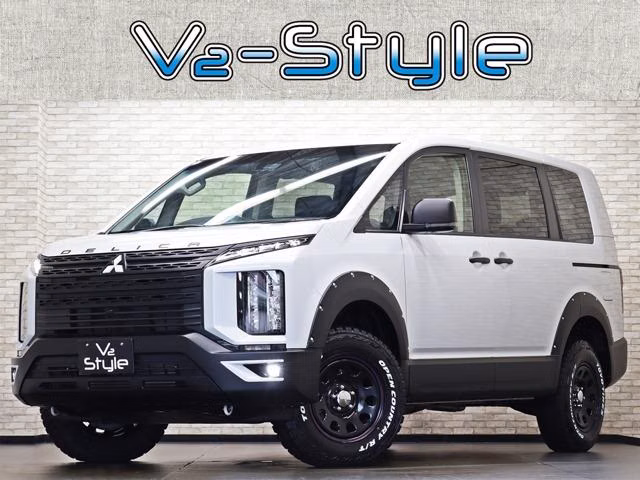 MITSUBISHI DELICA D:5