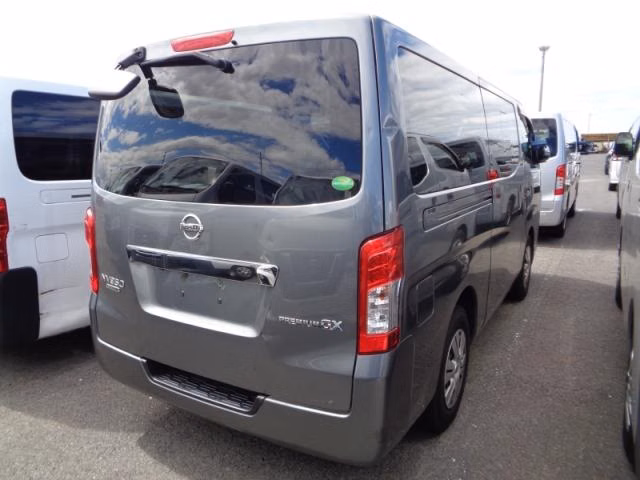 NISSAN NV350 CARAVAN