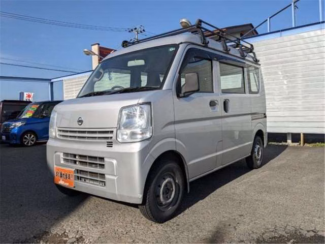 NISSAN NV100 CLIPPER