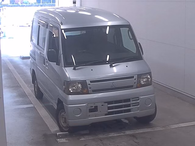 MITSUBISHI MINICAB