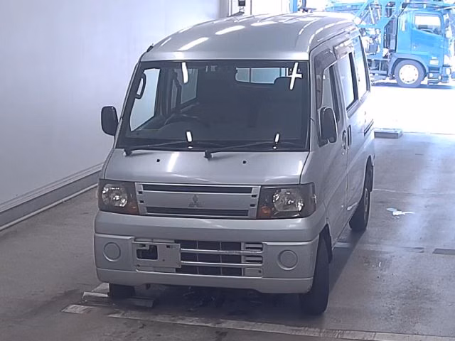 MITSUBISHI MINICAB