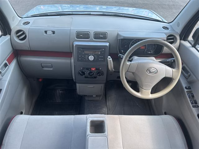 DAIHATSU MOVE CONTE