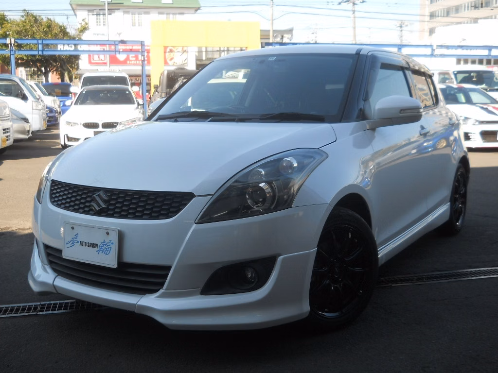SUZUKI SWIFT