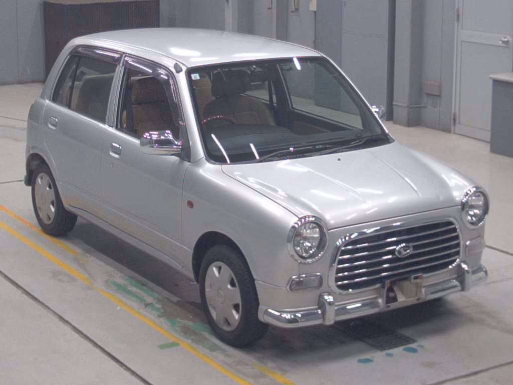 DAIHATSU MIRA GINO