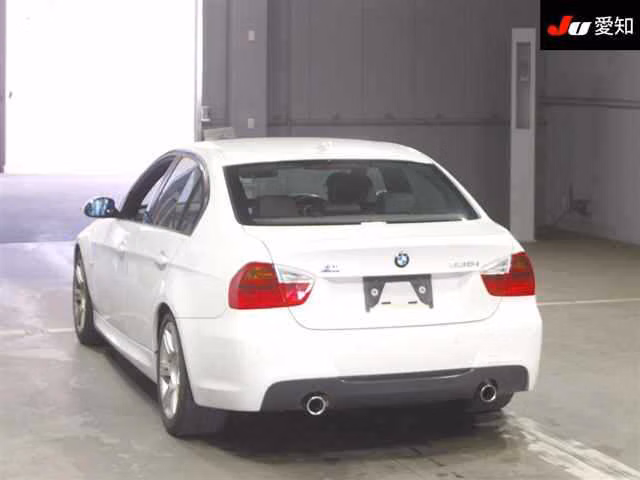 BMW 3-SERIES