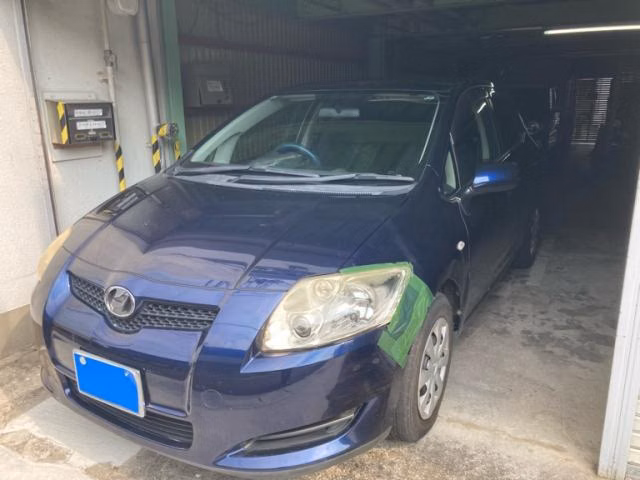 TOYOTA AURIS