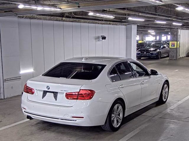 BMW 3-SERIES