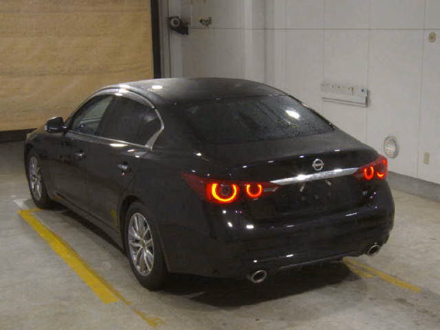 NISSAN SKYLINE
