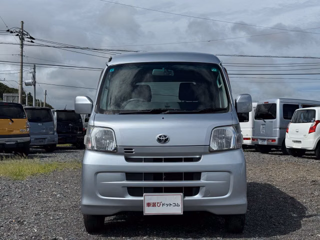 TOYOTA PIXIS VAN