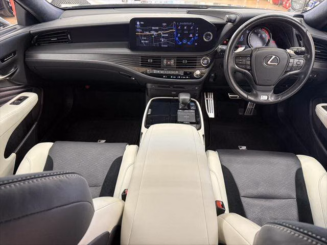 LEXUS LS500