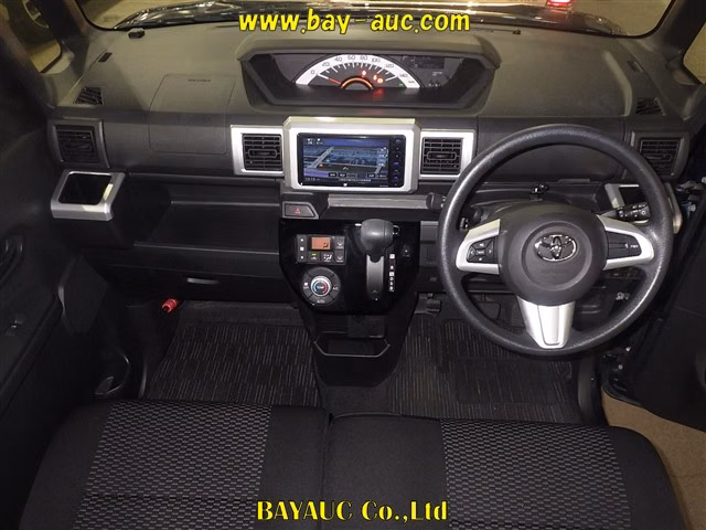 TOYOTA PIXIS MEGA