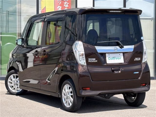 NISSAN DAYZ ROOX
