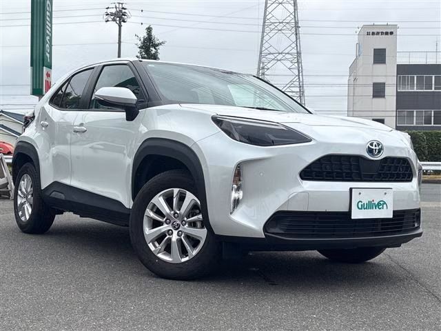 TOYOTA YARIS CROSS