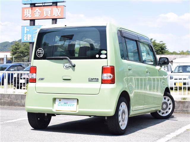 DAIHATSU MOVE CONTE