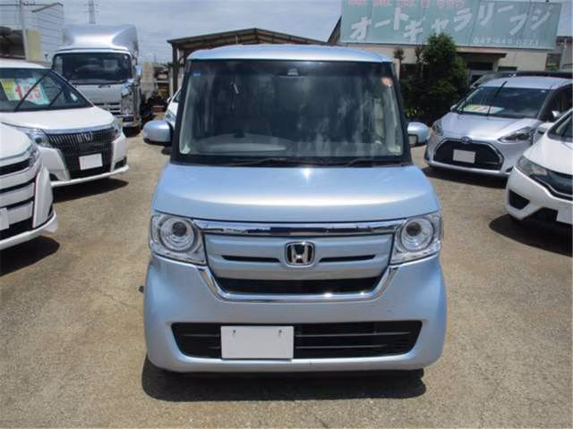 HONDA N-BOX