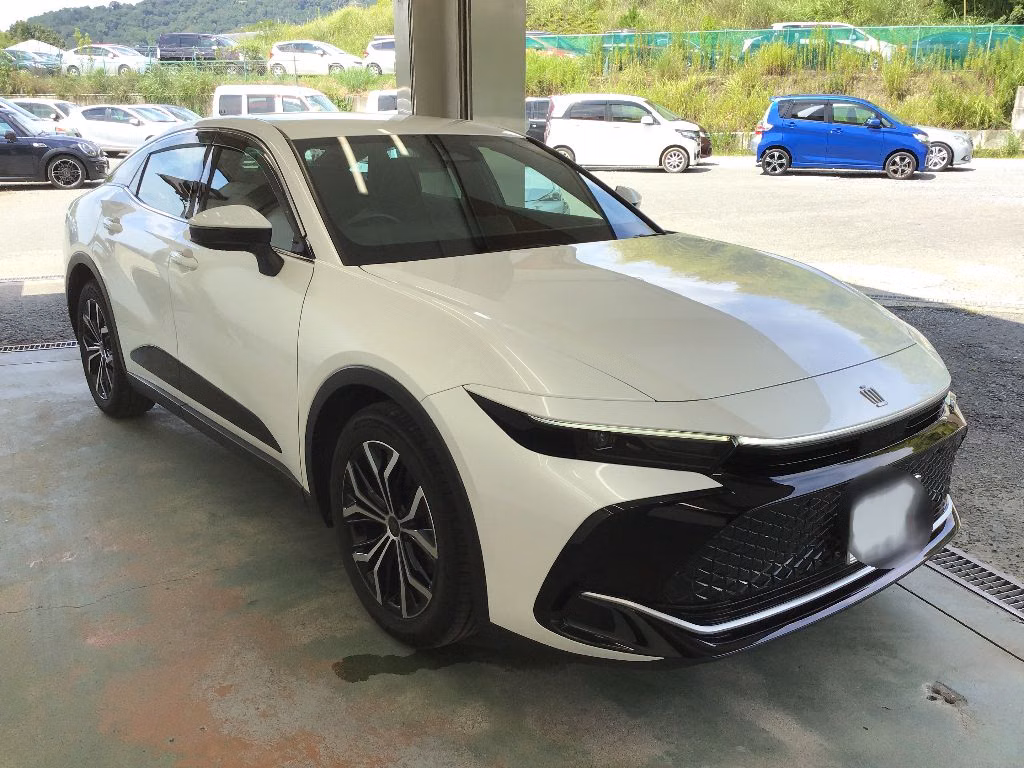 TOYOTA CROWN