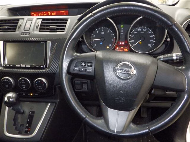 NISSAN LAFESTA