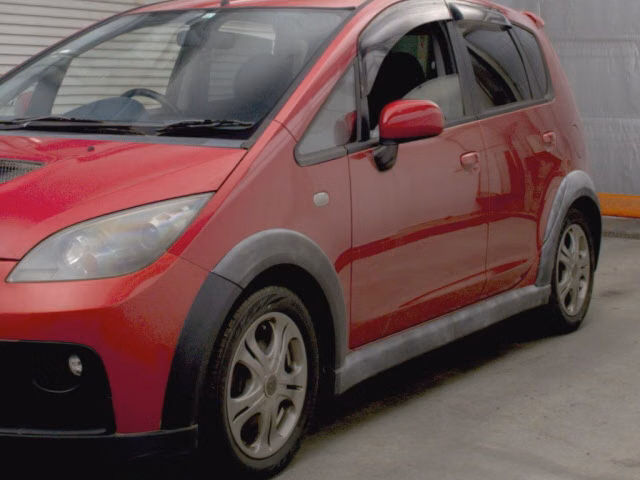 MITSUBISHI COLT