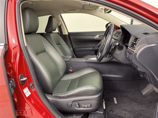 LEXUS CT200H