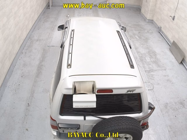 TOYOTA HILUX SURF