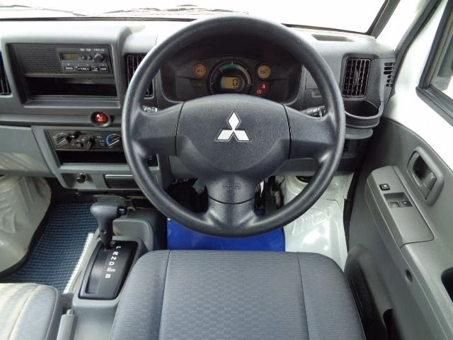 MITSUBISHI MINICAB MIEV