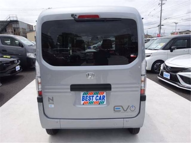 HONDA N-VAN