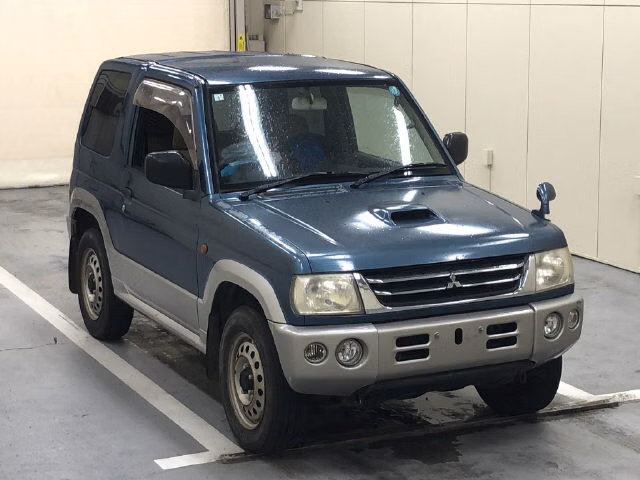 MITSUBISHI PAJERO MINI