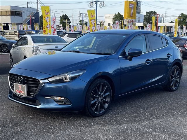MAZDA AXELA