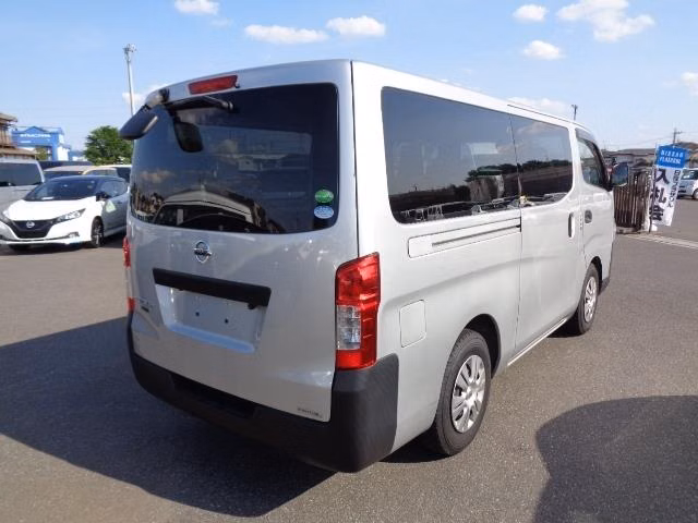 NISSAN CARAVAN