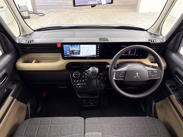 MITSUBISHI DELICA MINI