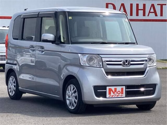HONDA N-BOX