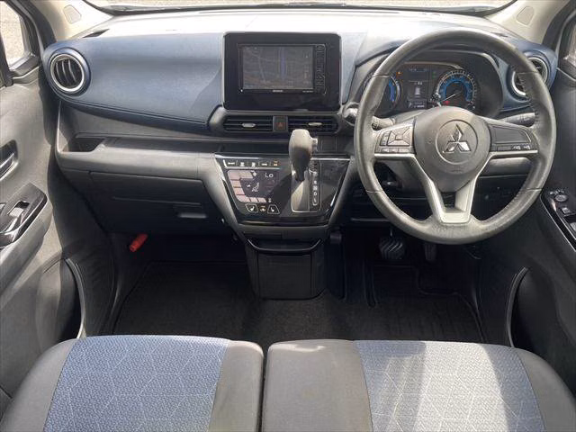 MITSUBISHI EK X