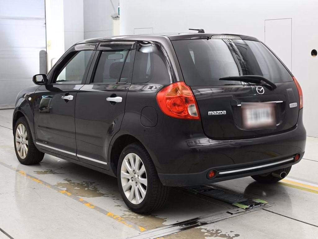 MAZDA VERISA