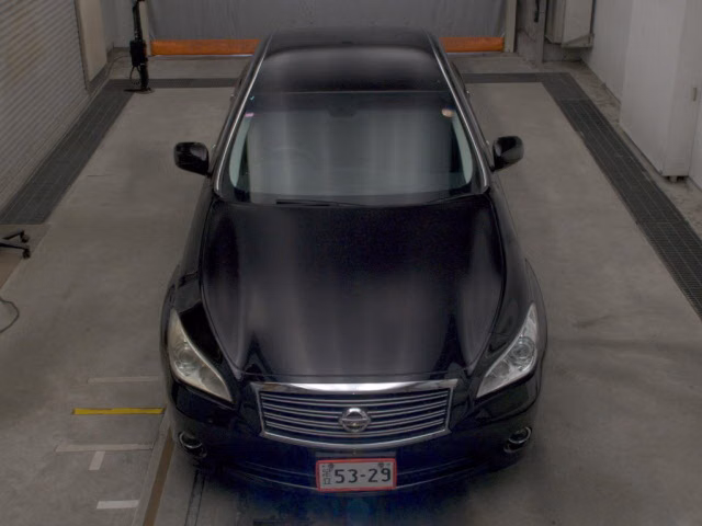 NISSAN FUGA